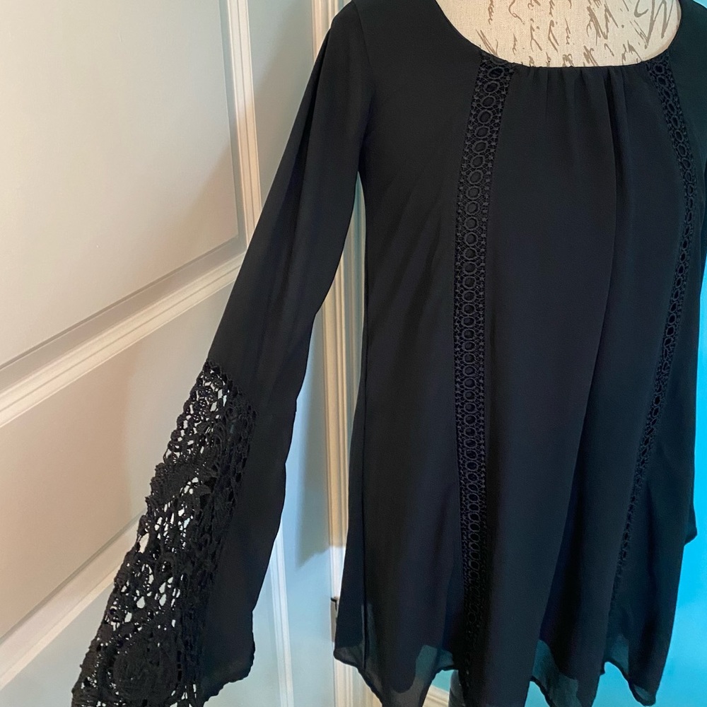 Bat Sleeve Lace Dress